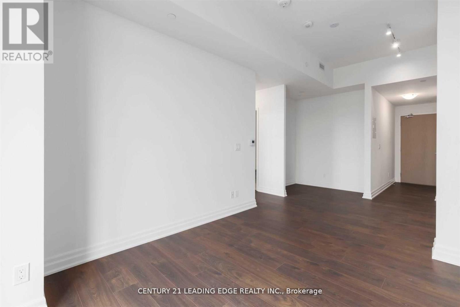 1215 - 8 ROUGE VALLEY DRIVE