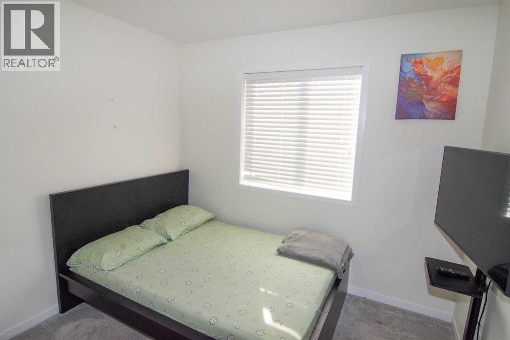 229 South Point Park SW