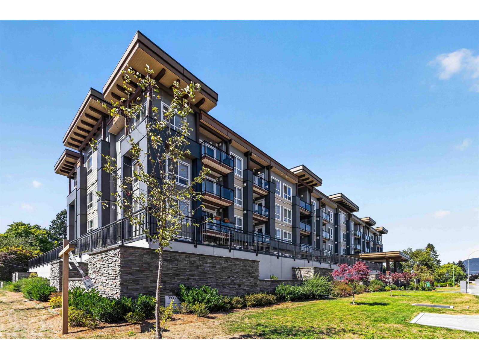 403 9450 ROBSON STREET|Chilliwack Proper West