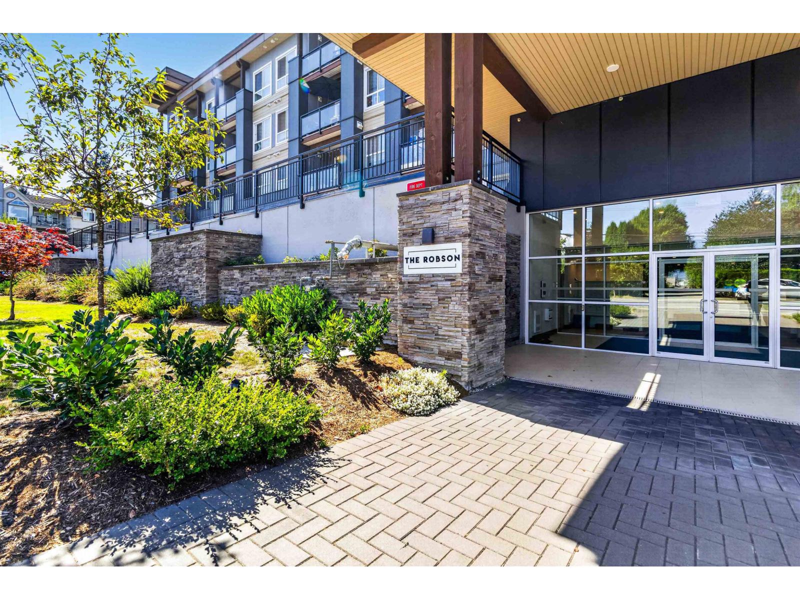 403 9450 ROBSON STREET|Chilliwack Proper West