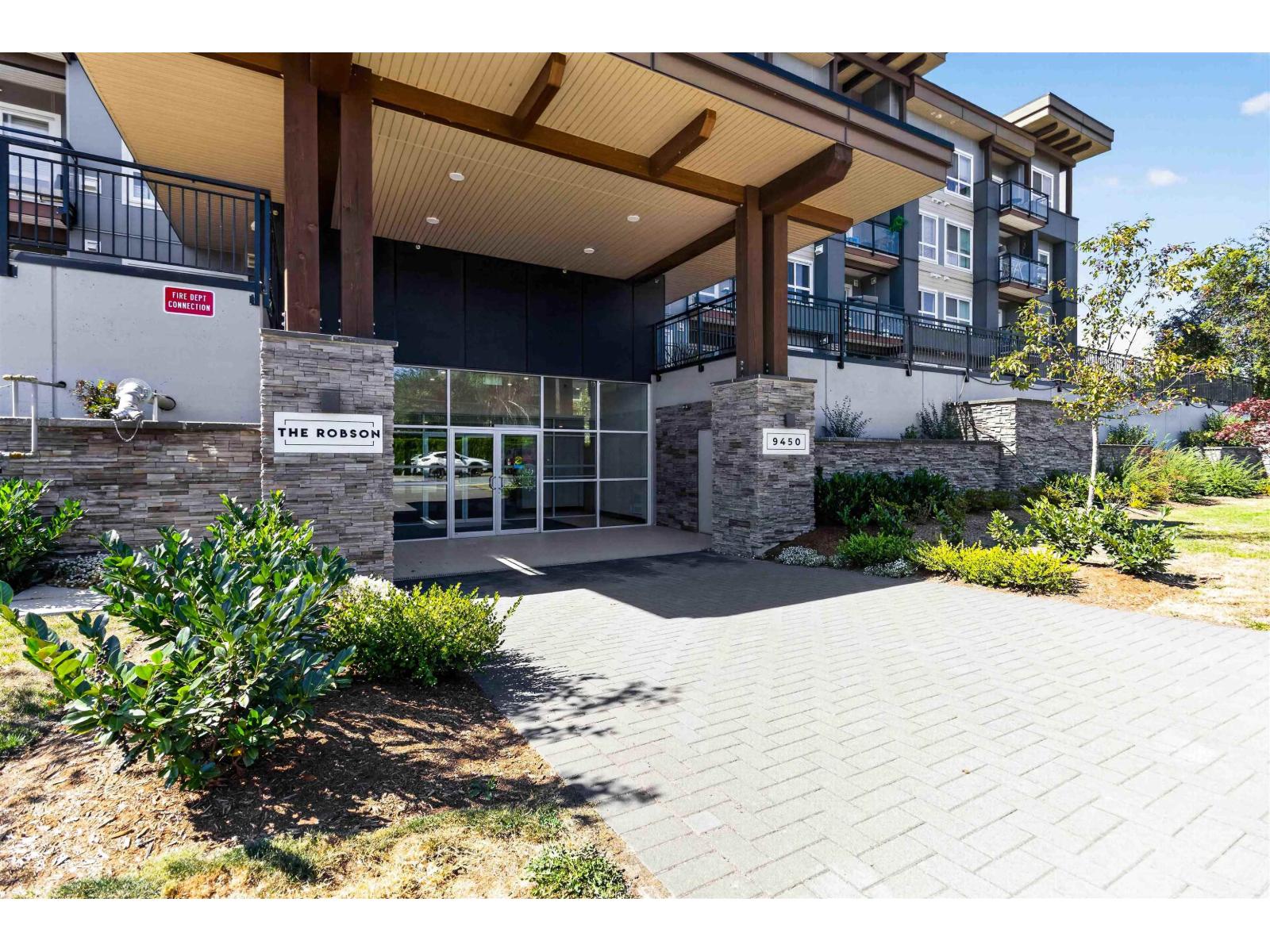 403 9450 ROBSON STREET|Chilliwack Proper West