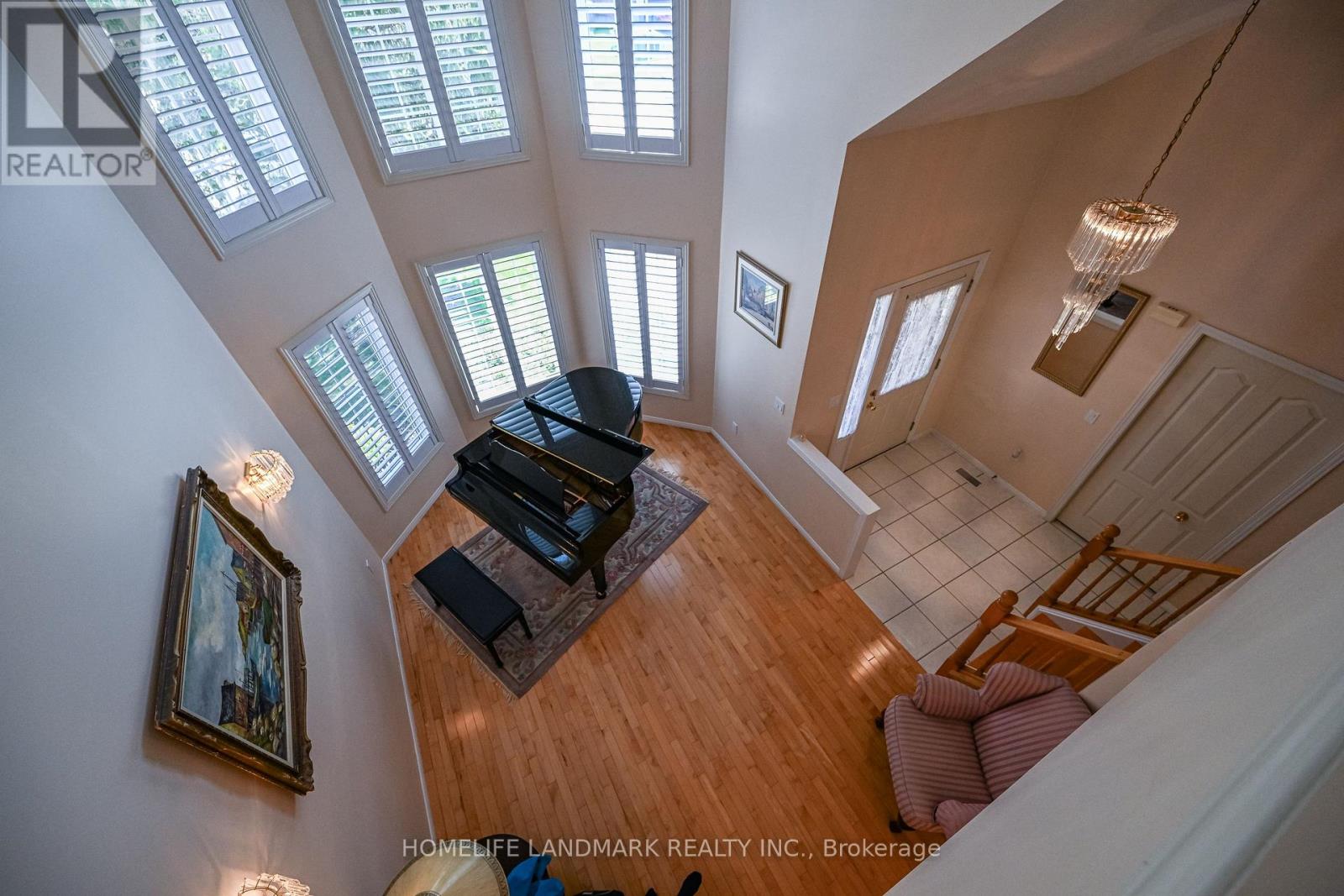 98 PHEASANT RUN DRIVE