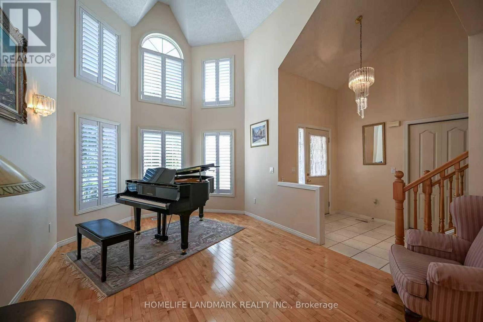 98 PHEASANT RUN DRIVE