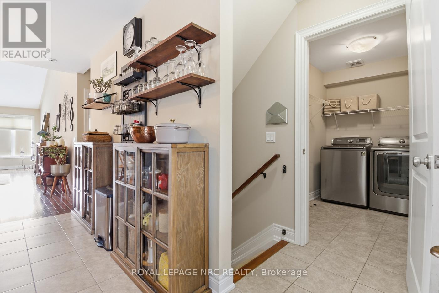 3945 VILLAGE CREEK DRIVE