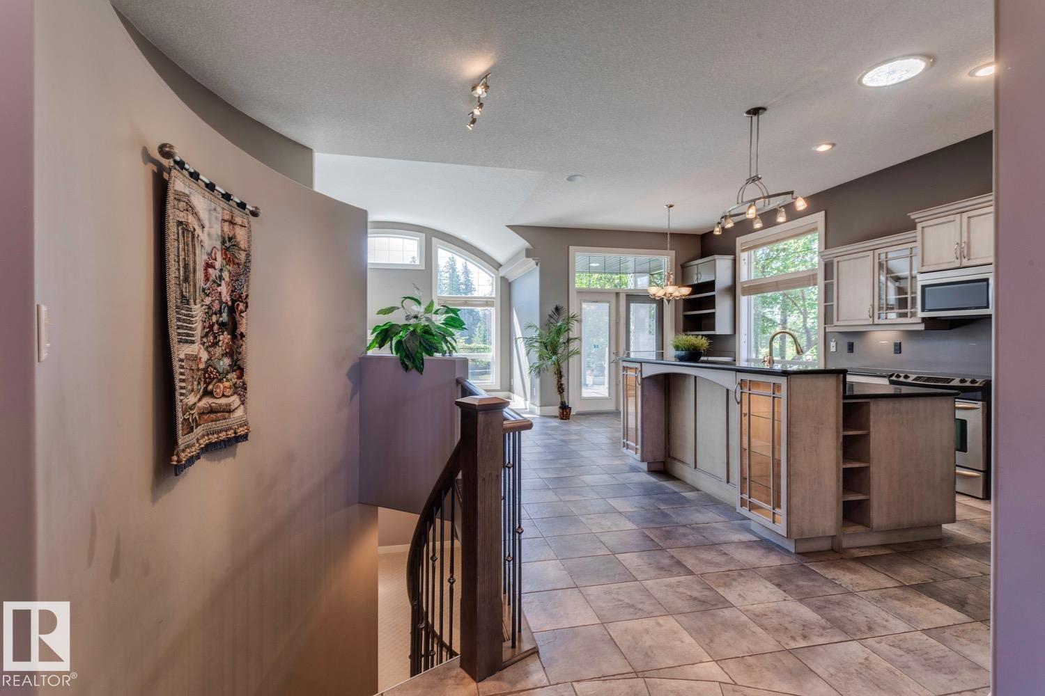 1832 BOWMAN PT SW