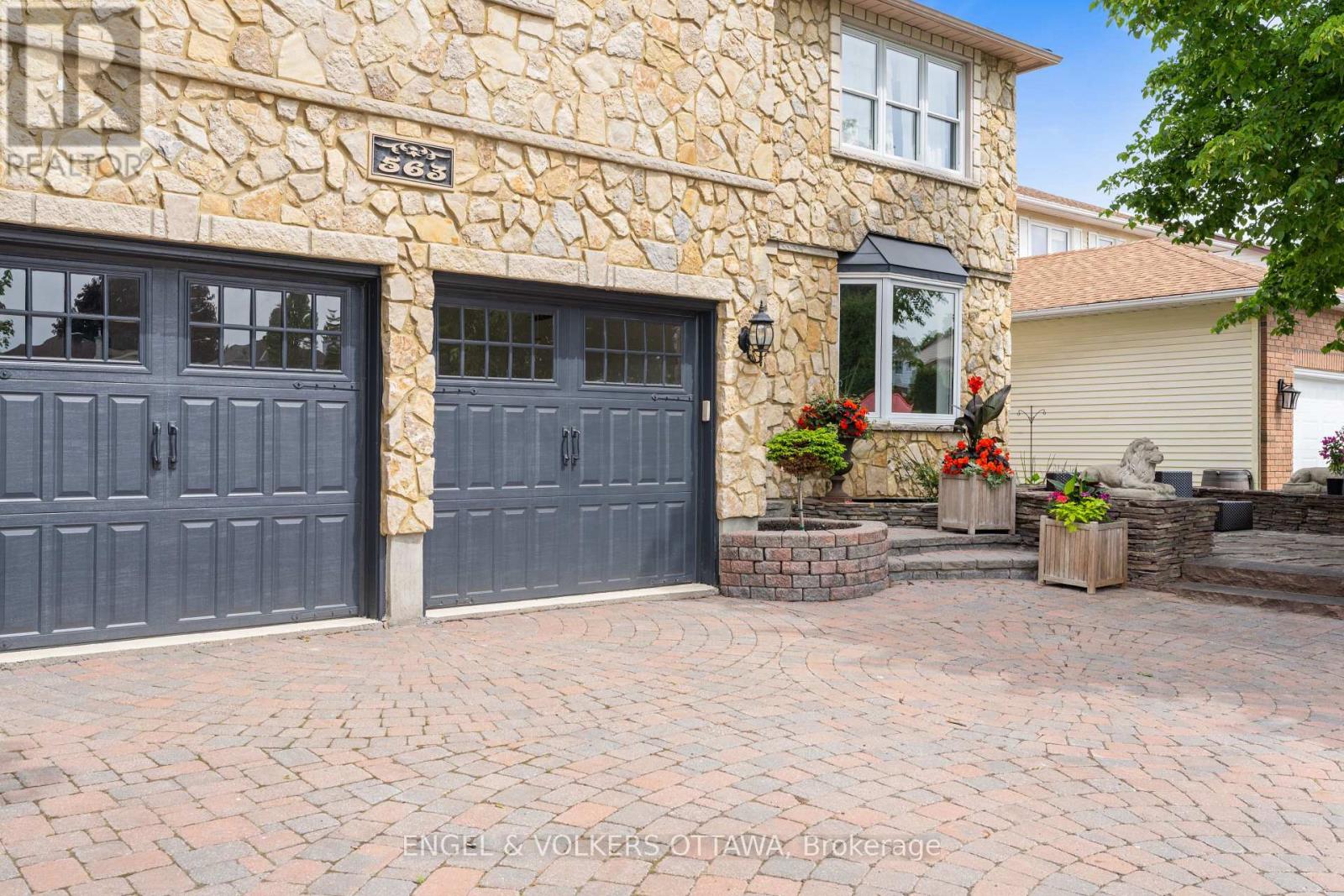 563 MERKLEY DRIVE