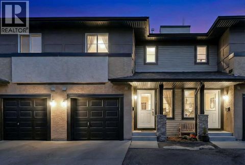 161 Eversyde Common SW Calgary AB T2Y4Z5