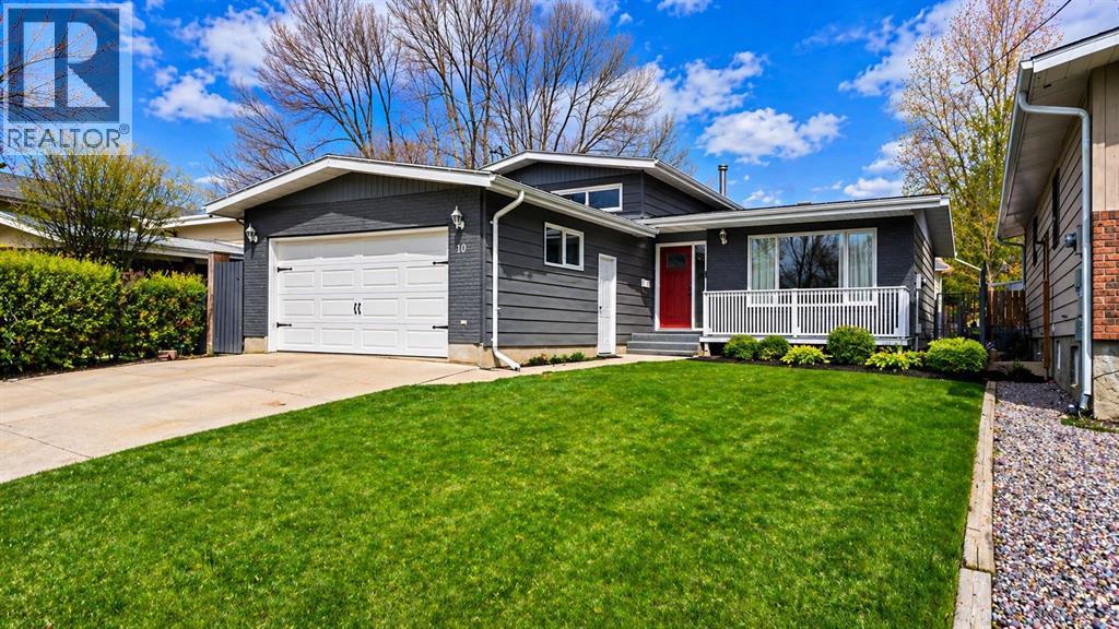 10 Cayuga Place W