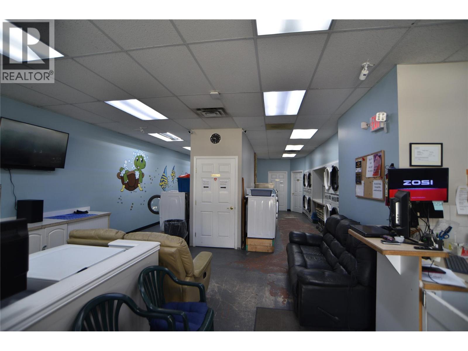 1983 Columbia Avenue Unit# 118