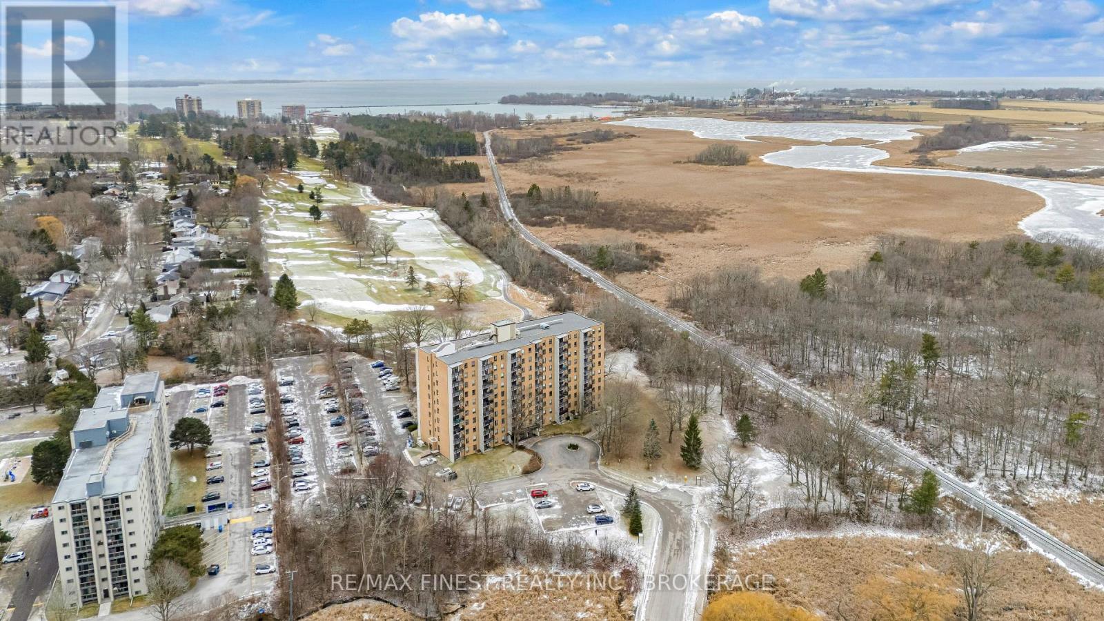 312 - 66 GREENVIEW DRIVE