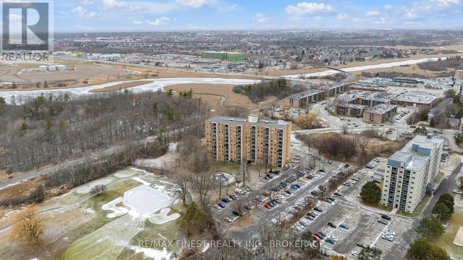 312 - 66 GREENVIEW DRIVE