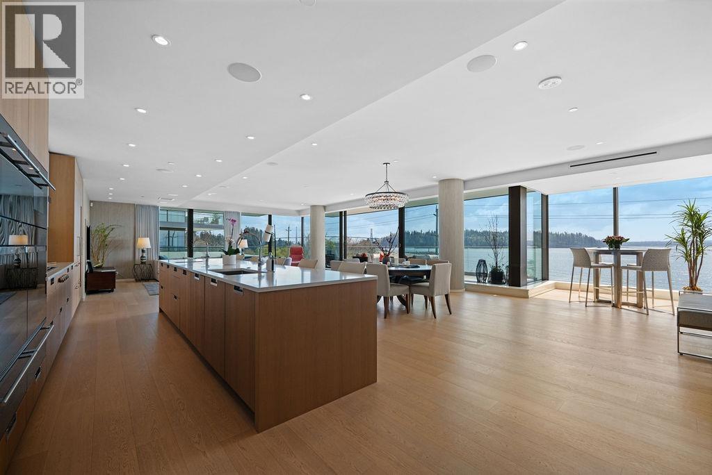 304 1355 BELLEVUE AVENUE