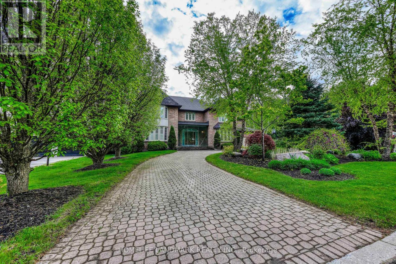10 PRESCOTT COURT