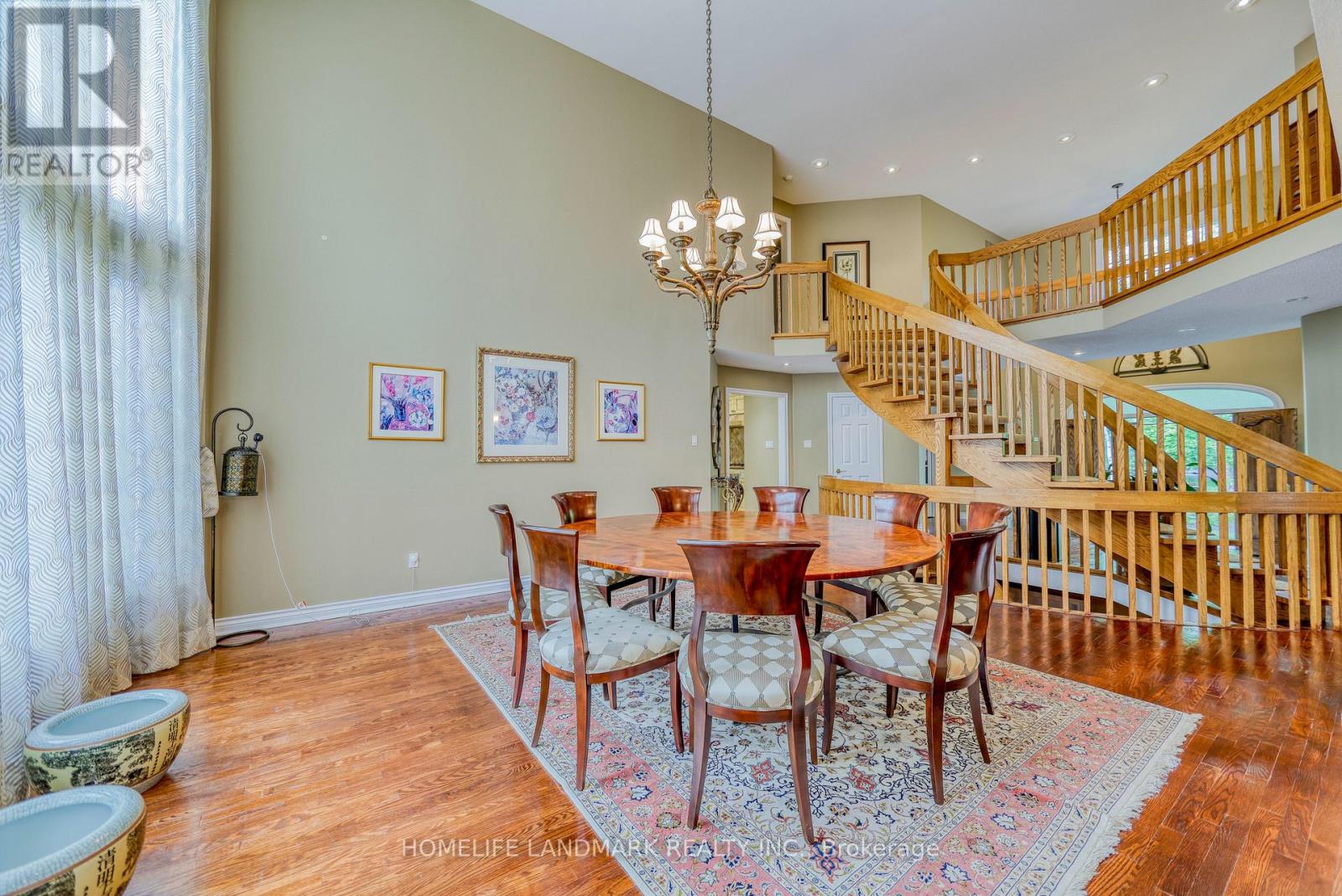 10 PRESCOTT COURT