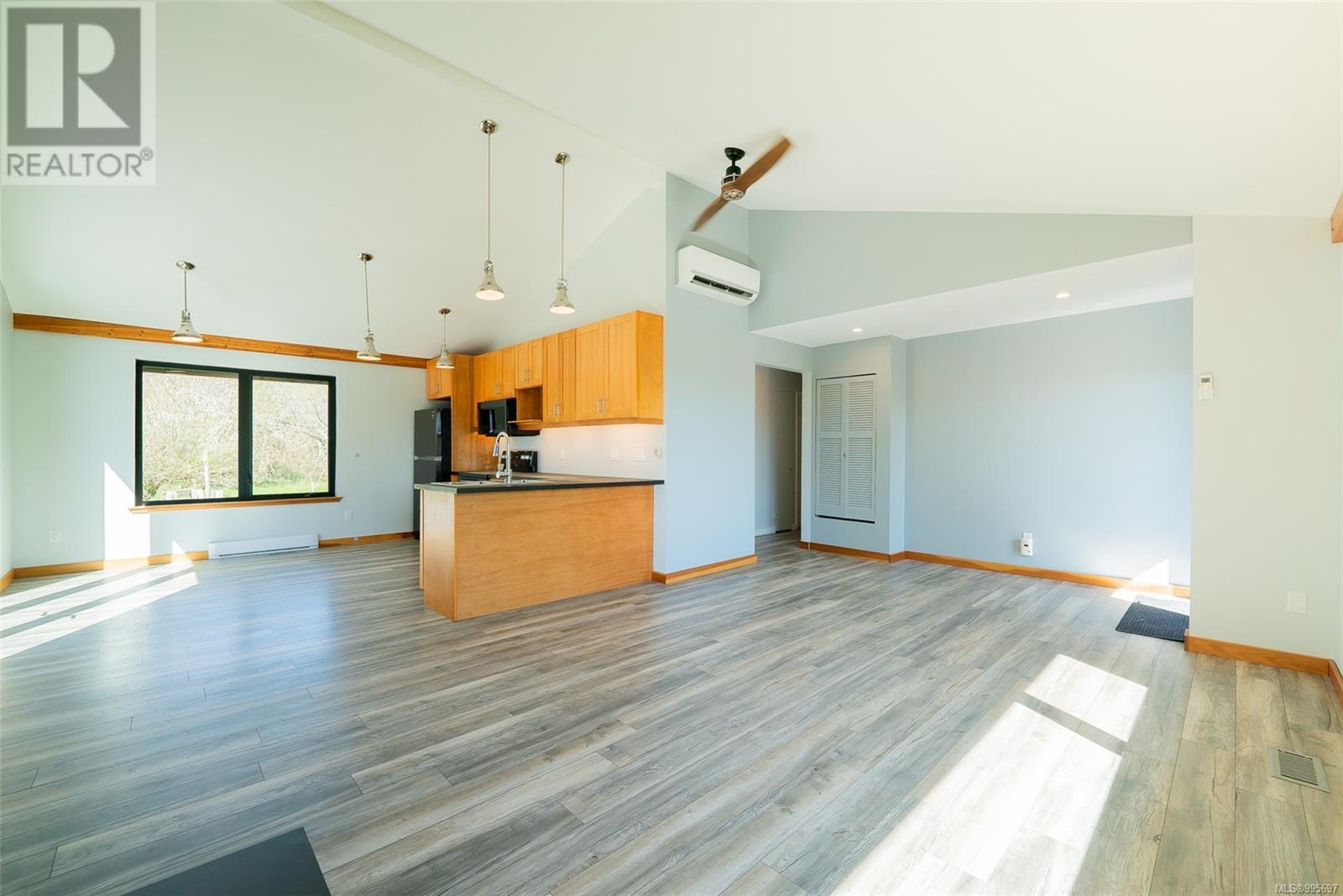 1621 Fawcett Rd