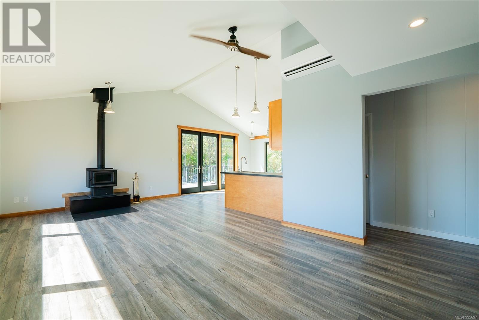 1621 Fawcett Rd