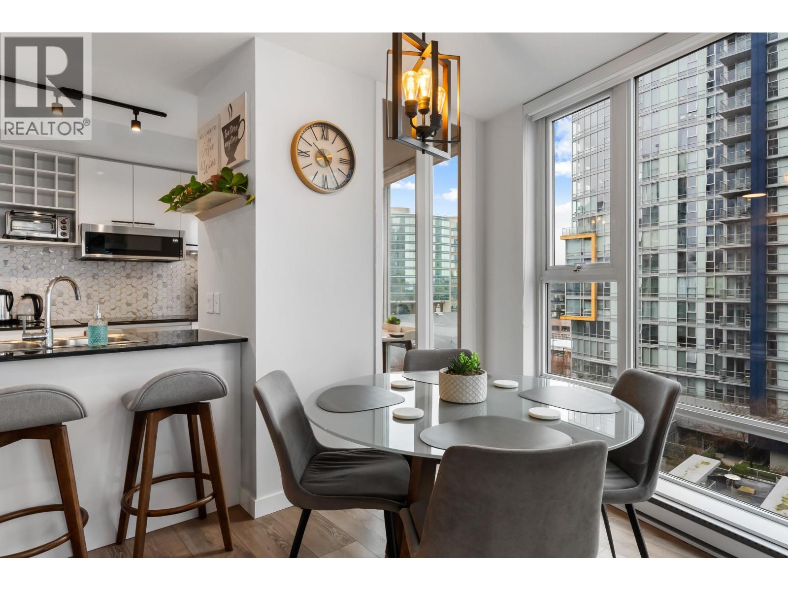 908 668 CITADEL PARADE