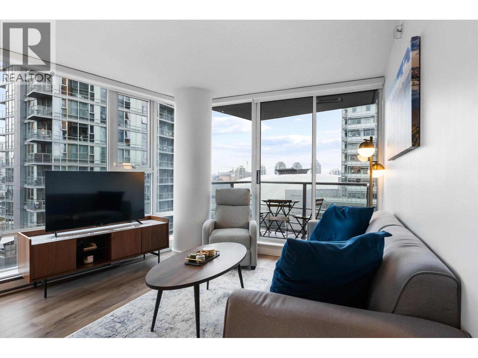 908 668 CITADEL PARADE