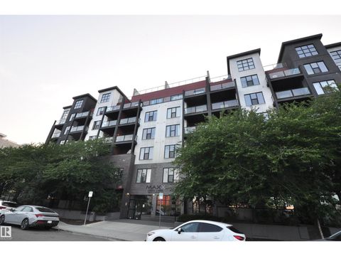 #407 10518 113 ST NW Edmonton AB T5H0C6