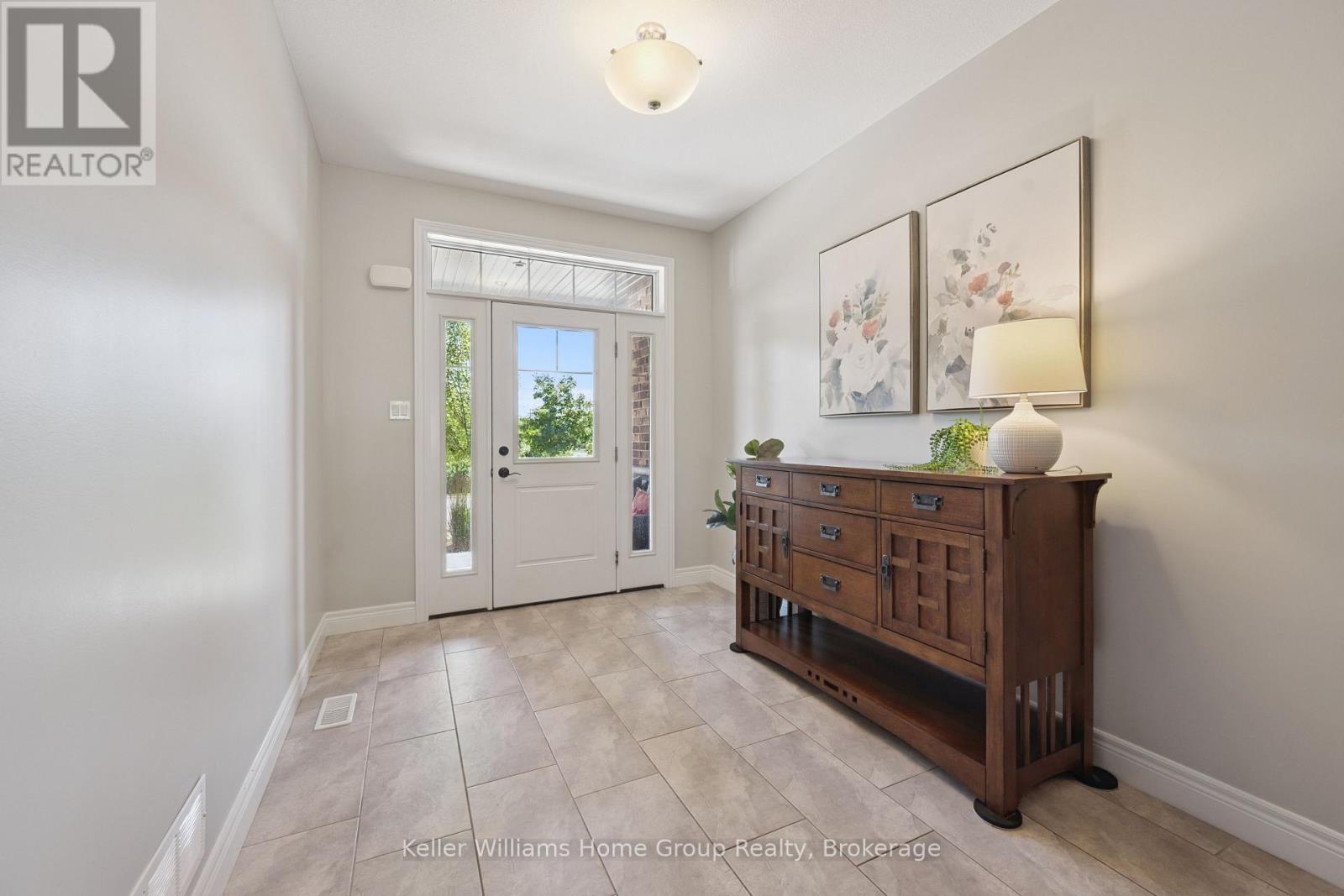 11 - 254 GOSLING GARDENS AVENUE