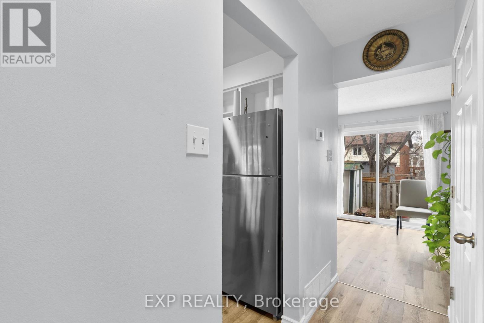 14 - 2570 SOUTHVALE CRESCENT