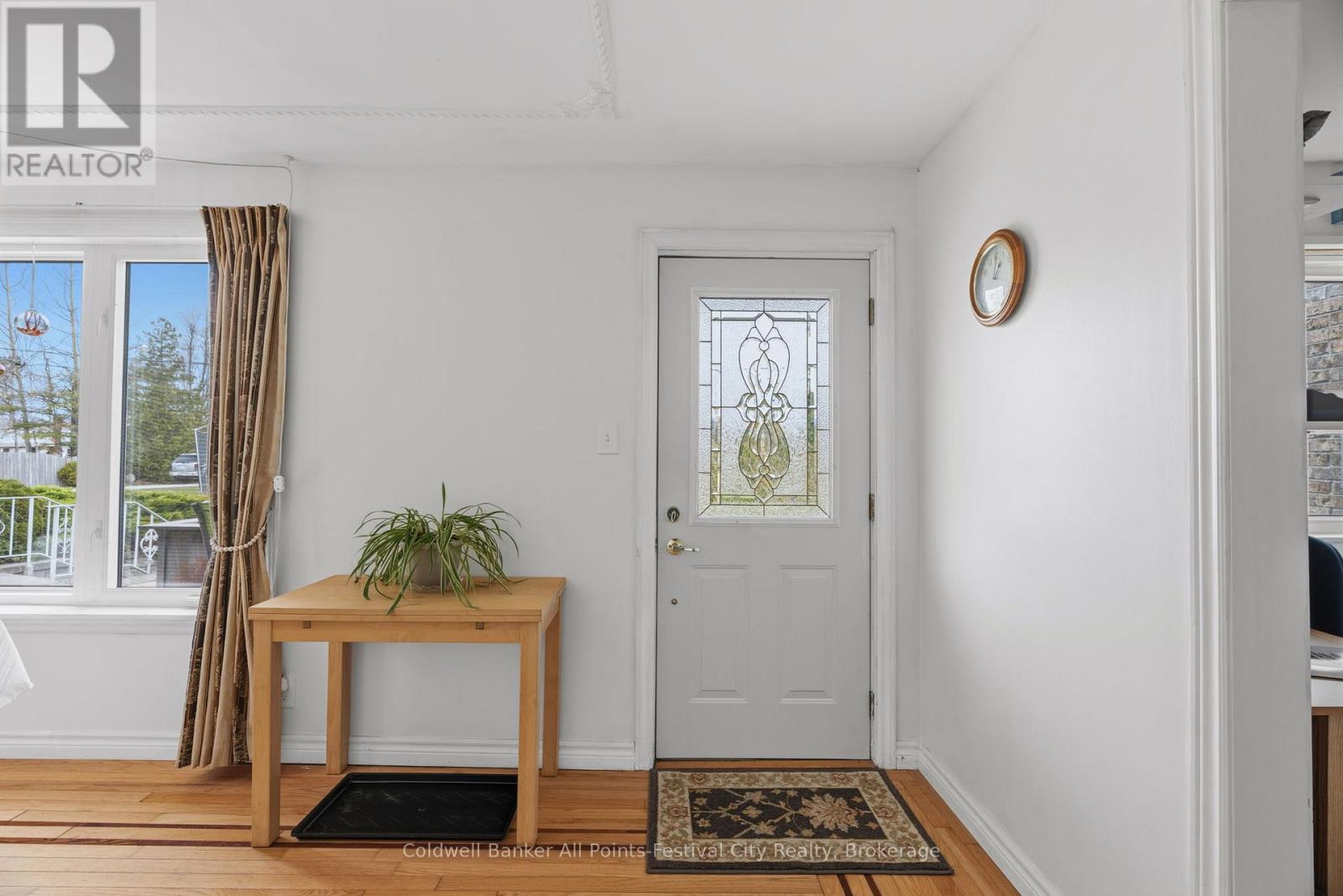 13 RAVINE PARK ROAD S