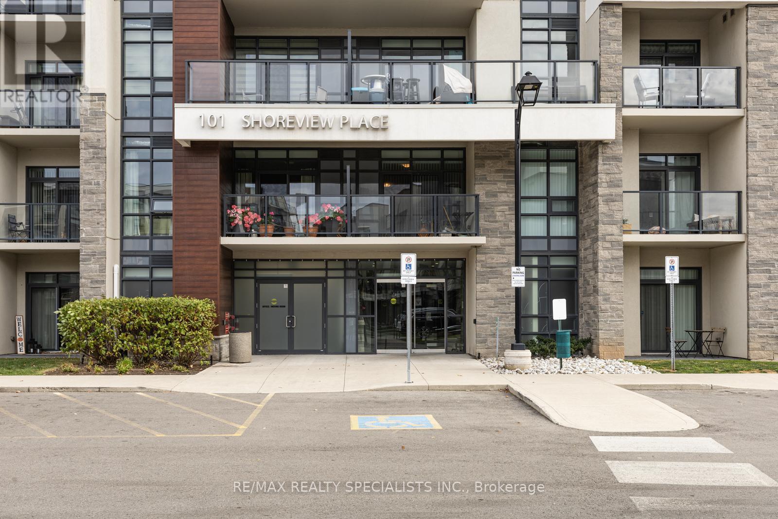 112 - 101 SHOREVIEW PLACE