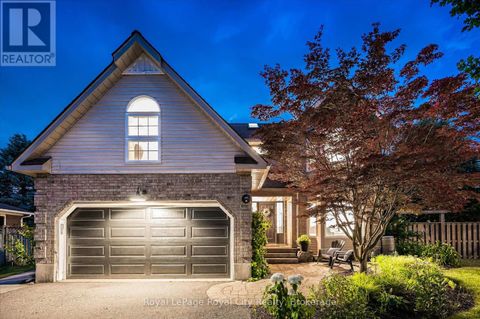 14 WOOD DUCK COURT Guelph (Kortright Hills) ON N1C1B1