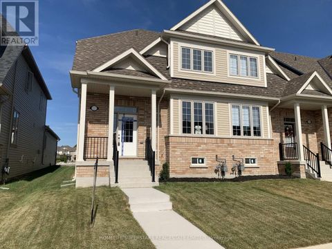 1 - 220 FARLEY ROAD Centre Wellington (Fergus) ON N1M0H6