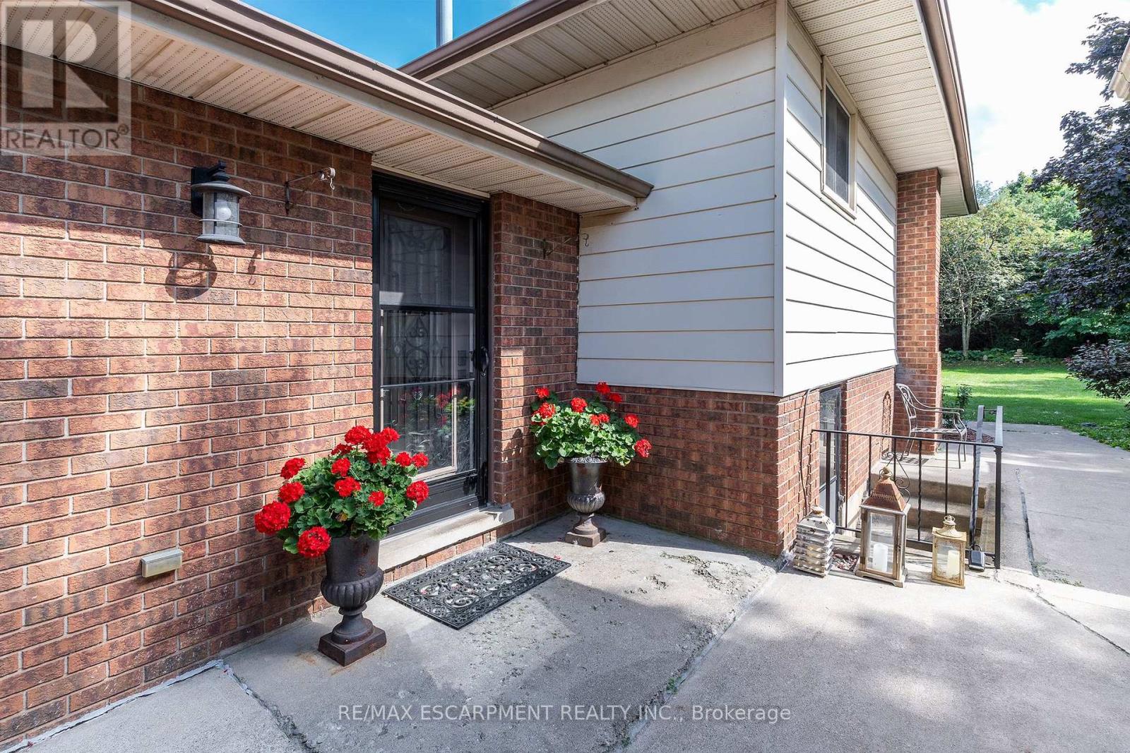 19 ISABEL DRIVE