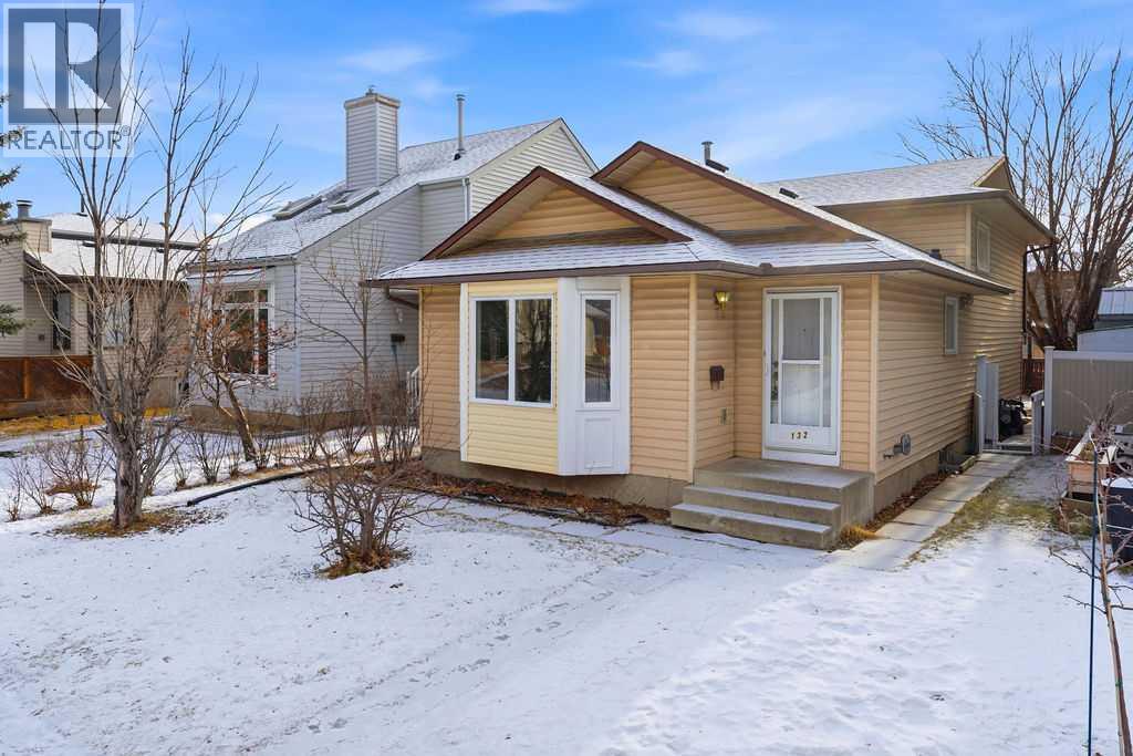 132 Riverglen Crescent SE