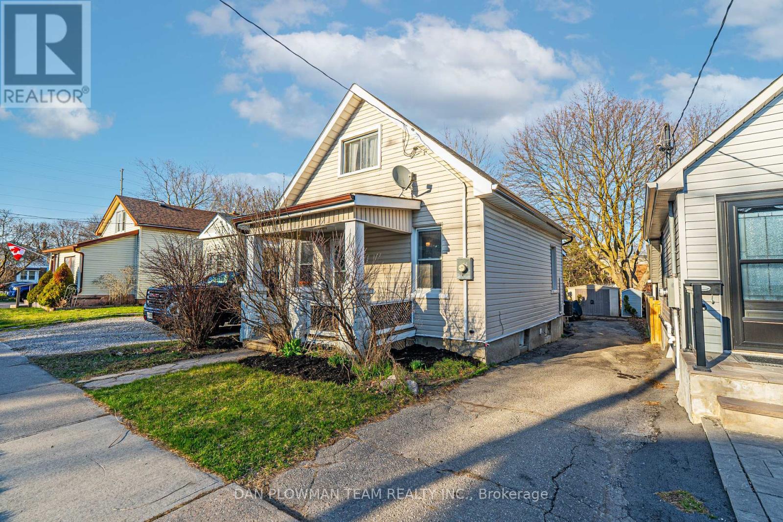 287 NASSAU STREET