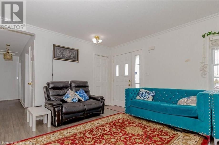 18 GREENLAW Place
