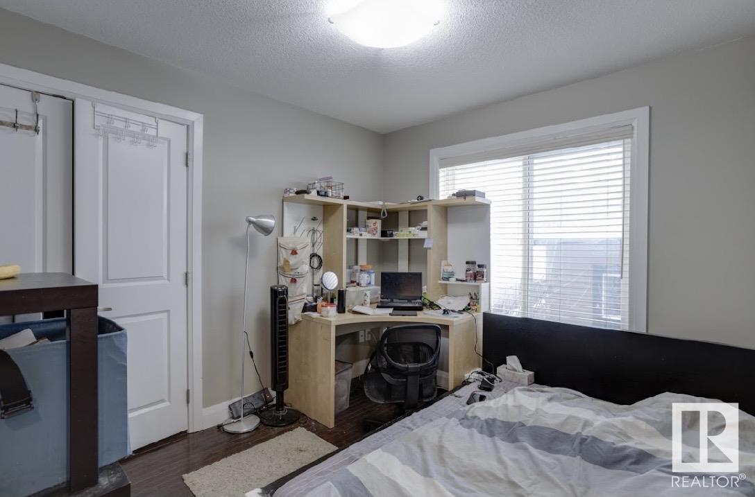 10935 76 AV NW
