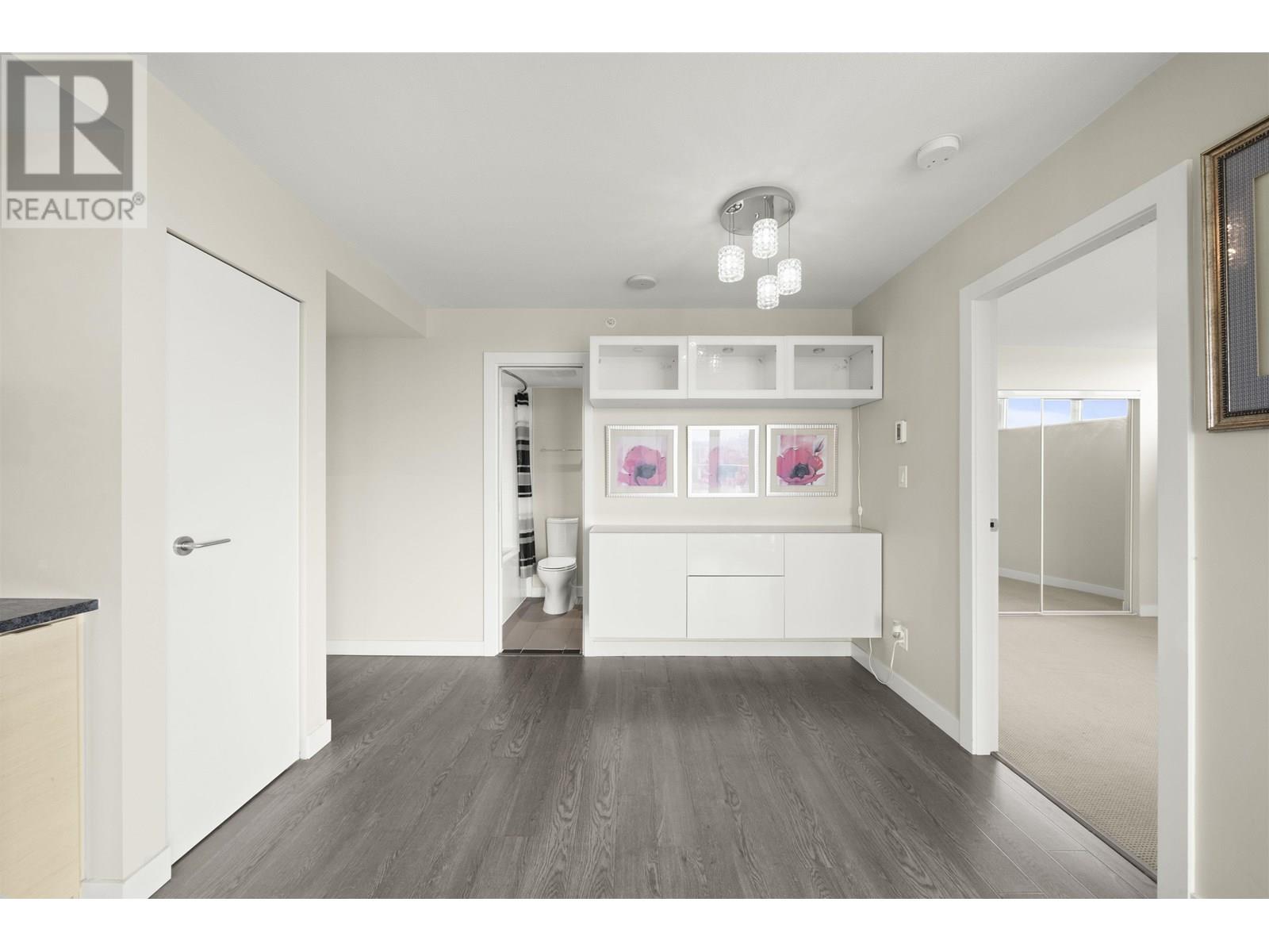 2407 489 INTERURBAN WAY