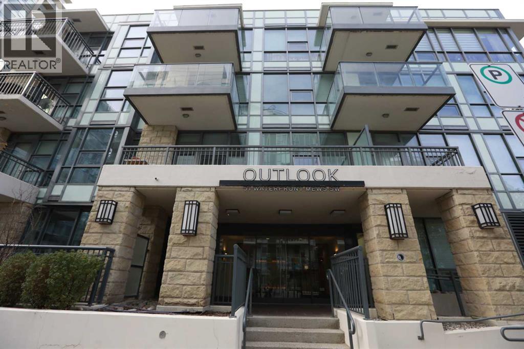 304, 51 Waterfront Mews SW