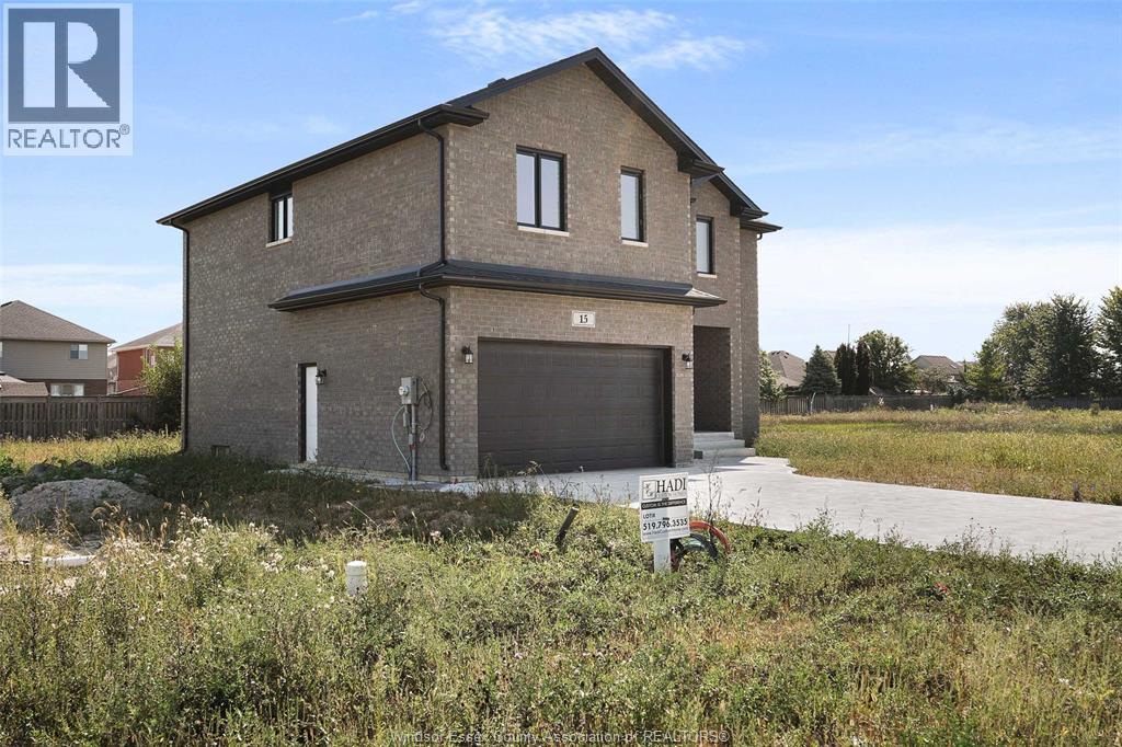 15 CHERRY BLOSSOM TRAIL