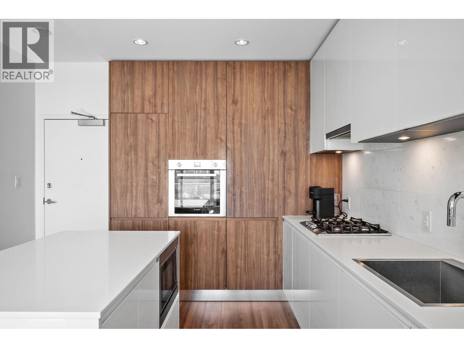 1804 4650 BRENTWOOD BOULEVARD