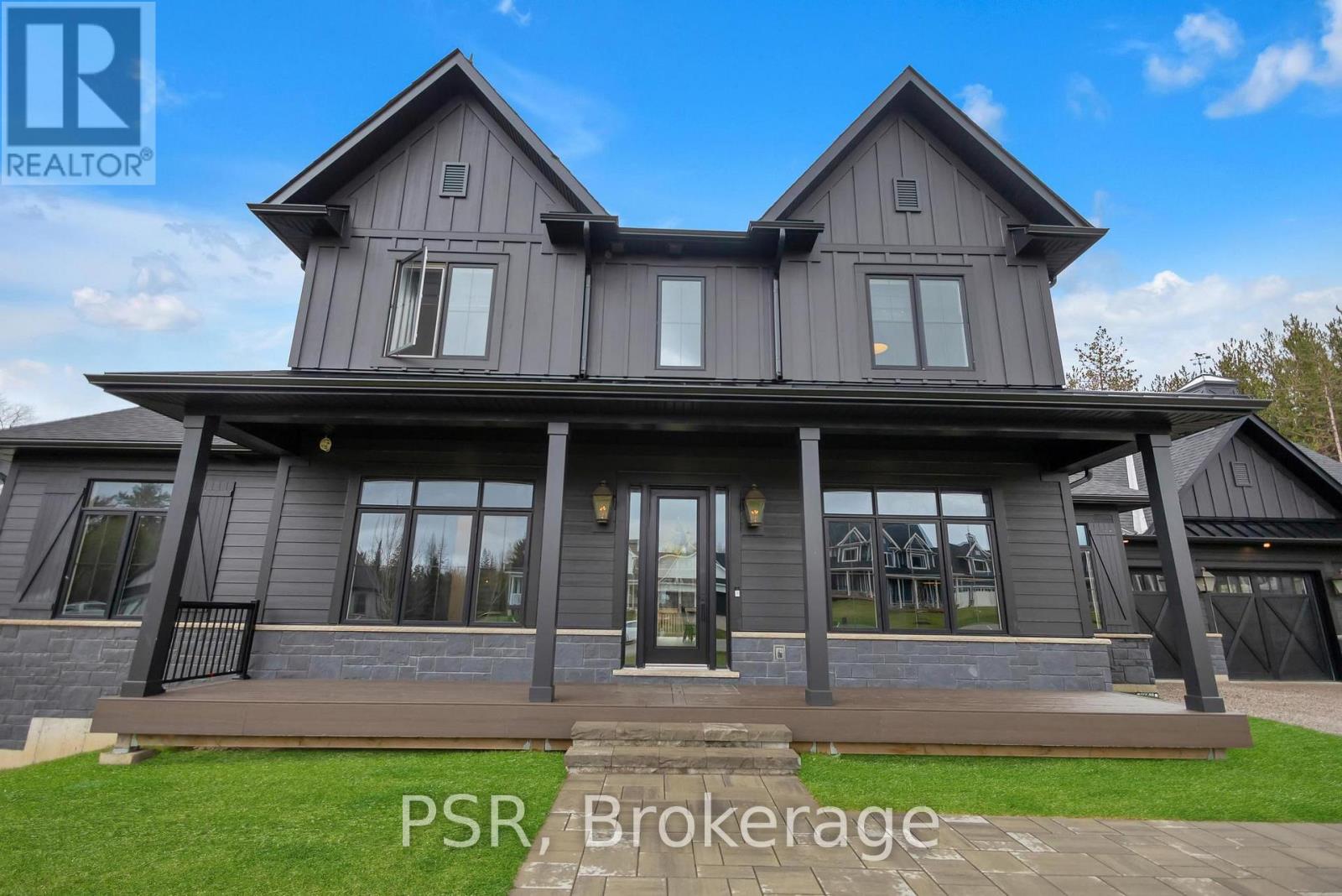 72 GEORGIAN GRANDE DRIVE
