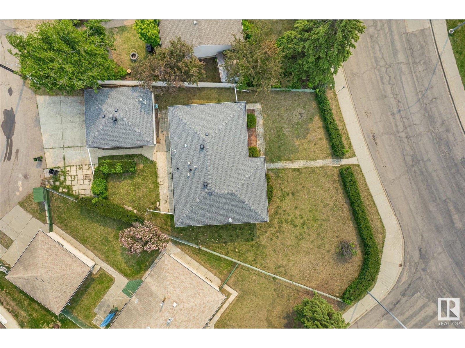 13640 135 AV NW NW