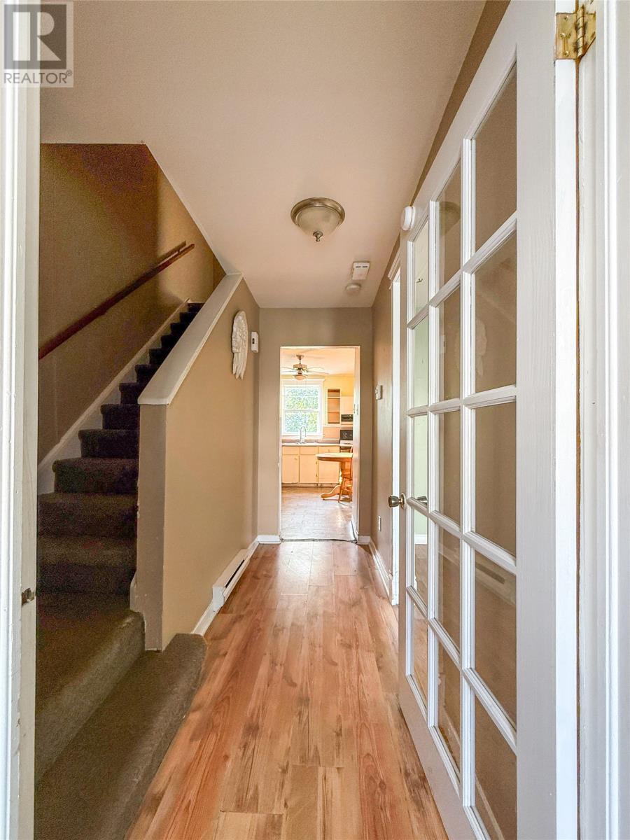 13 Watson Crescent