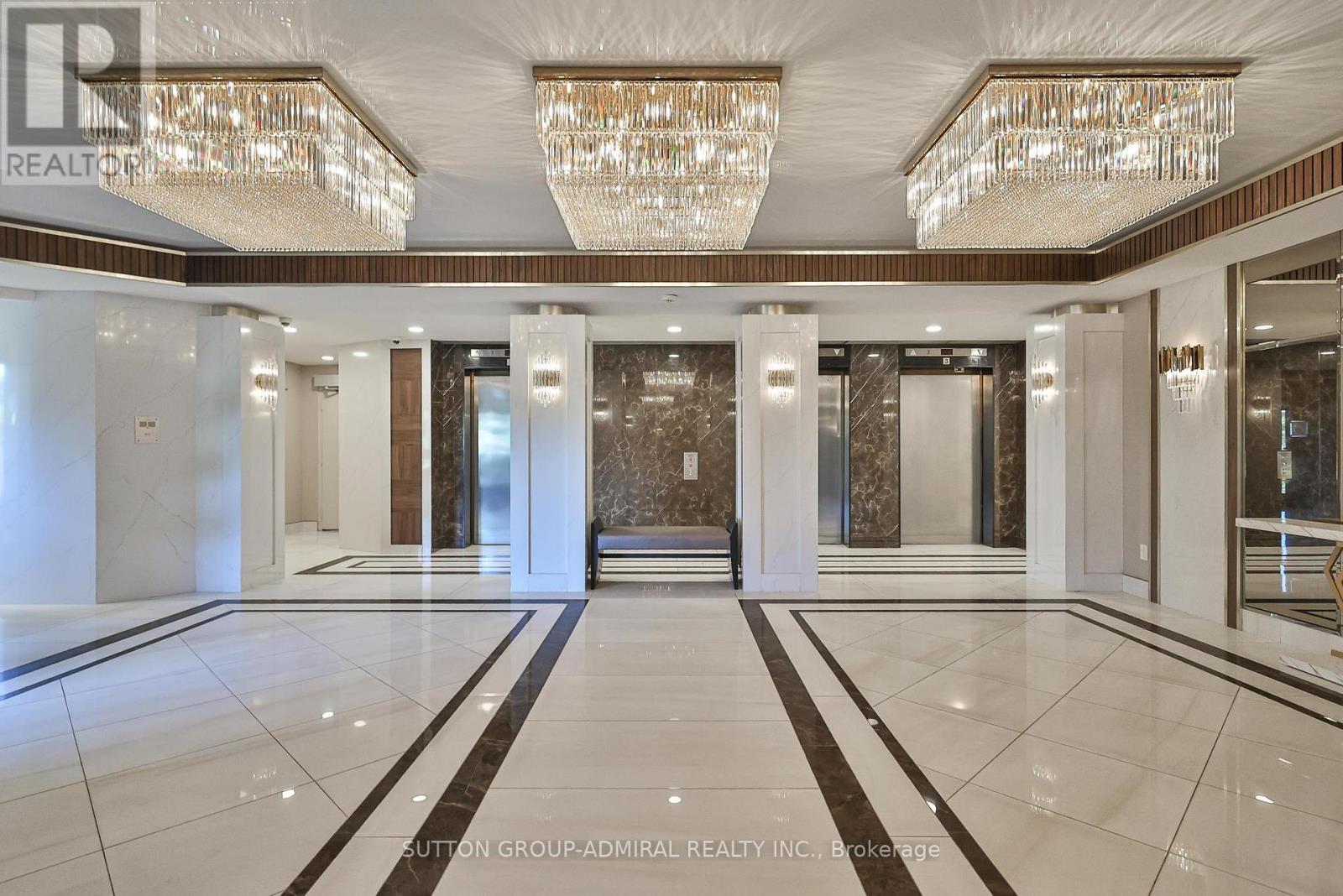 308 - 7420 BATHURST STREET