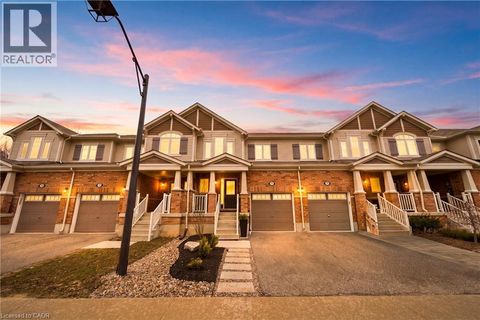 230 AVONSYDE Boulevard Unit# 31 Waterdown ON L8B1T9