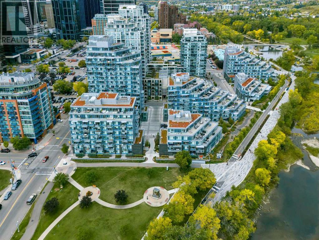 311, 138 Waterfront Court SW