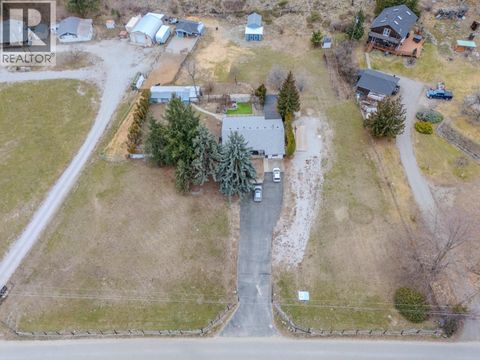 5186 Mackinnon Road Peachland BC V0H1X2