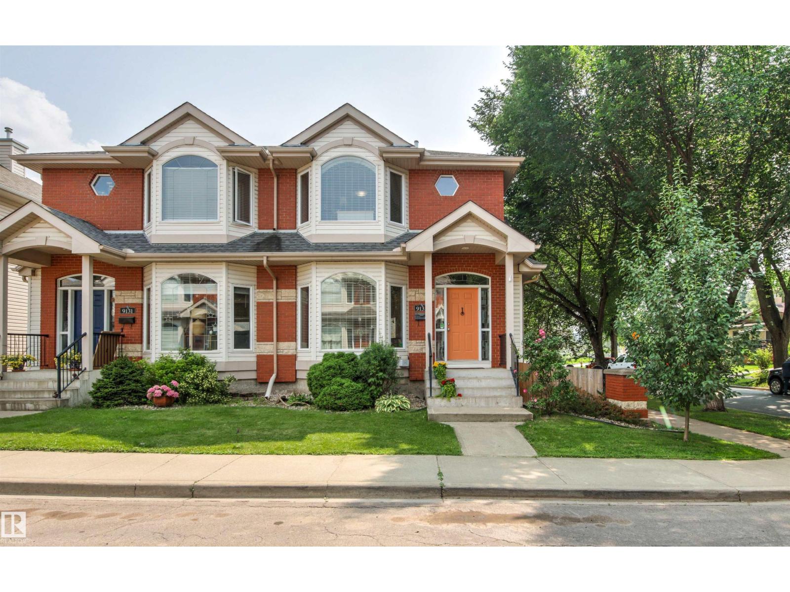 9135 100B AV NW