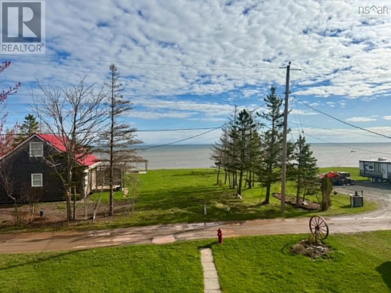 136 Red Cliff Drive