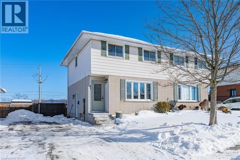 97 MOFFAT Drive Cambridge ON N1R6C1