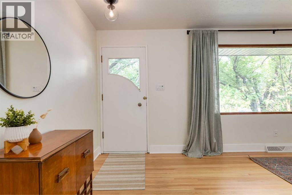 131 Thorncrest Road NW