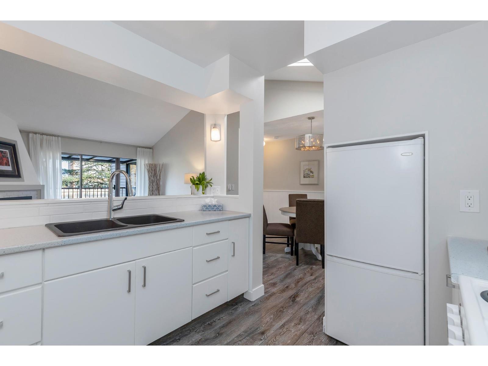 6 45915 CHEAM AVENUE|Chilliwack Downtown